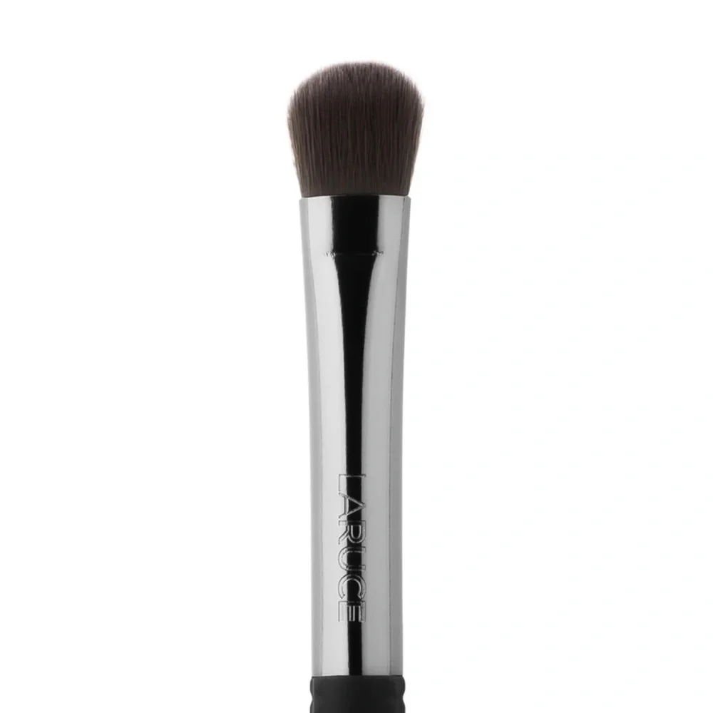 New Laruce Eyeshadow Brush - LR110